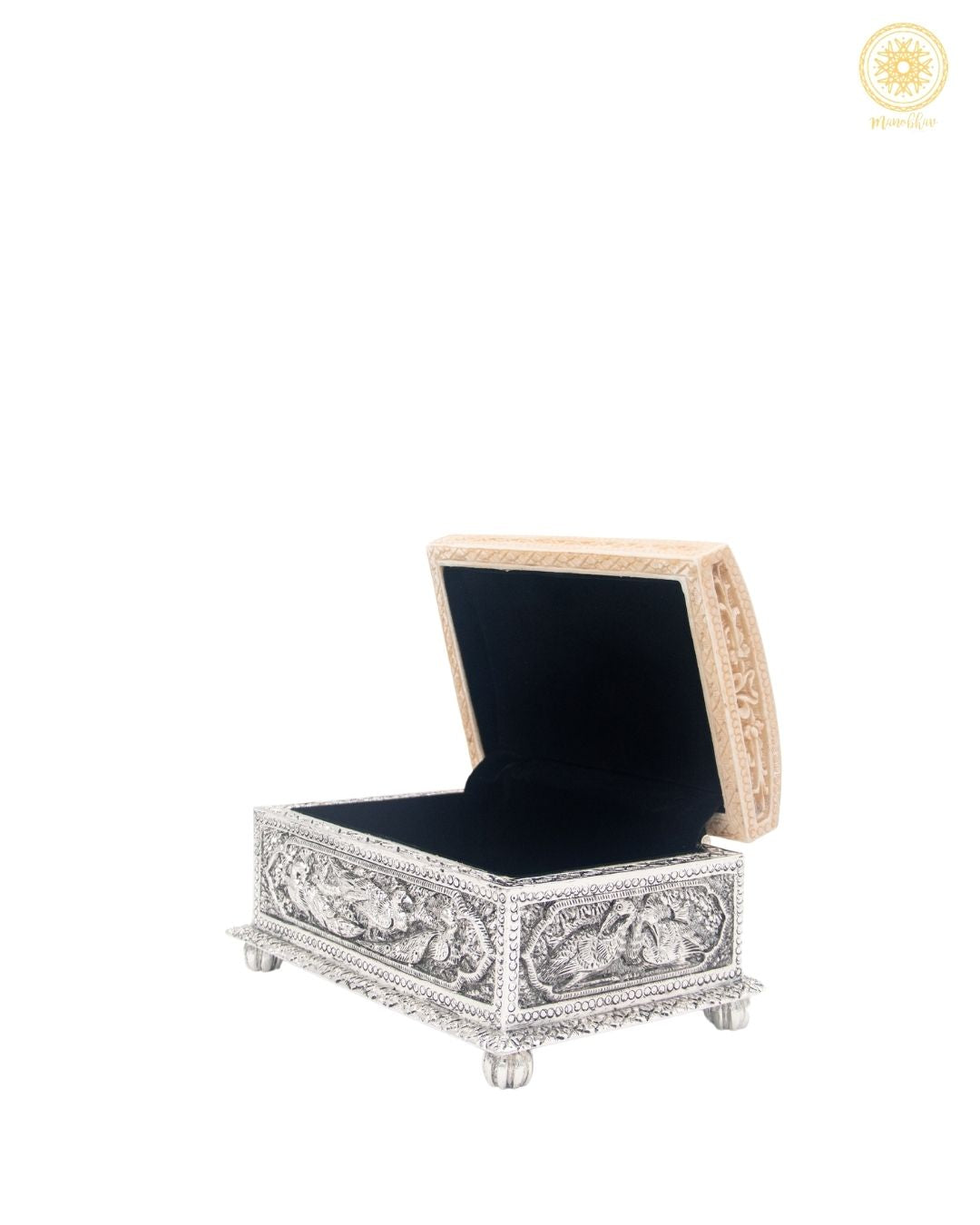 Luxury Hand-Carved Jewelry Storage Box | Perfect Gift for Special Occasions